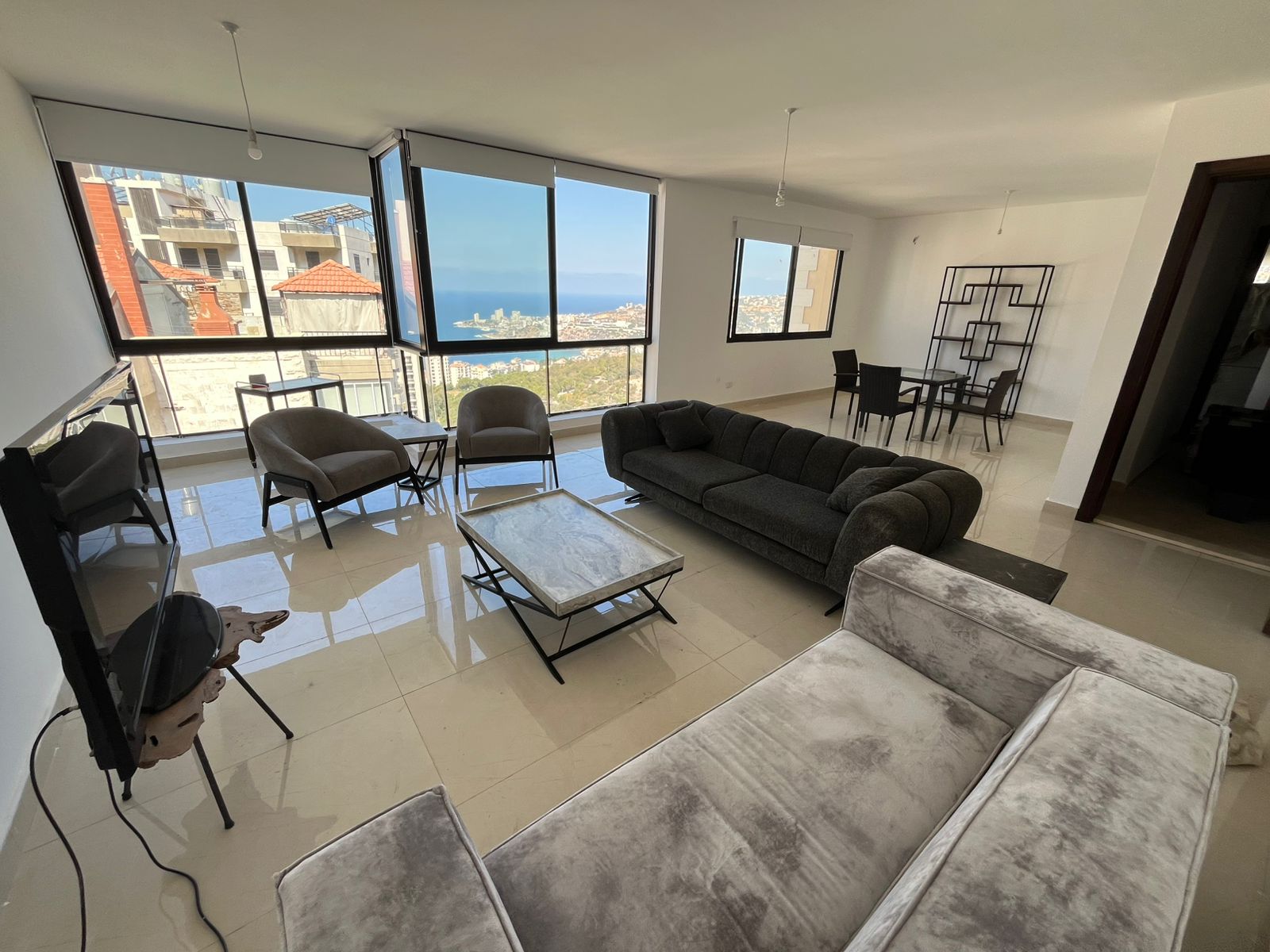 Sahel Alma apartment for rent. thumbnail 4