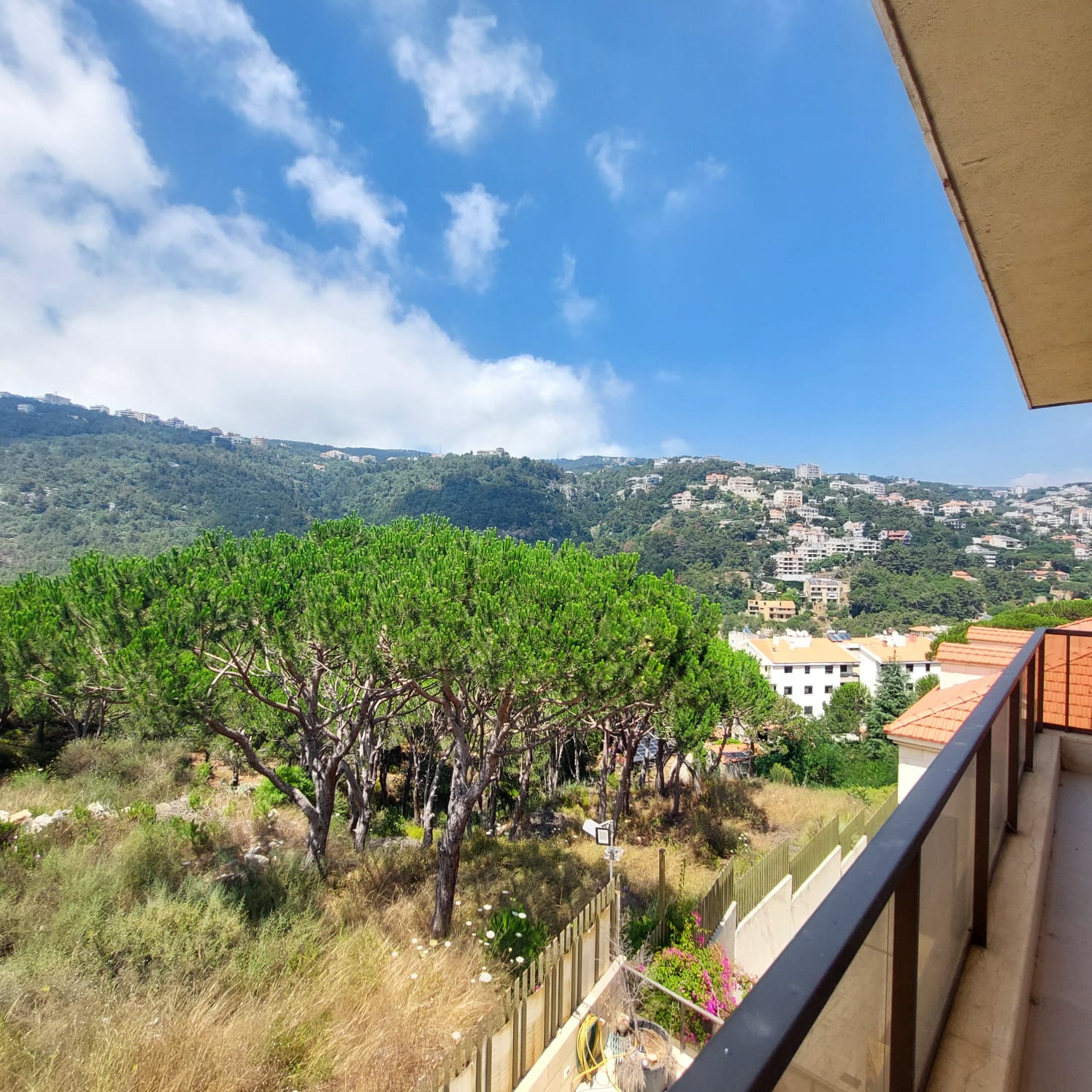Baabdat apartment for sale thumbnail 2