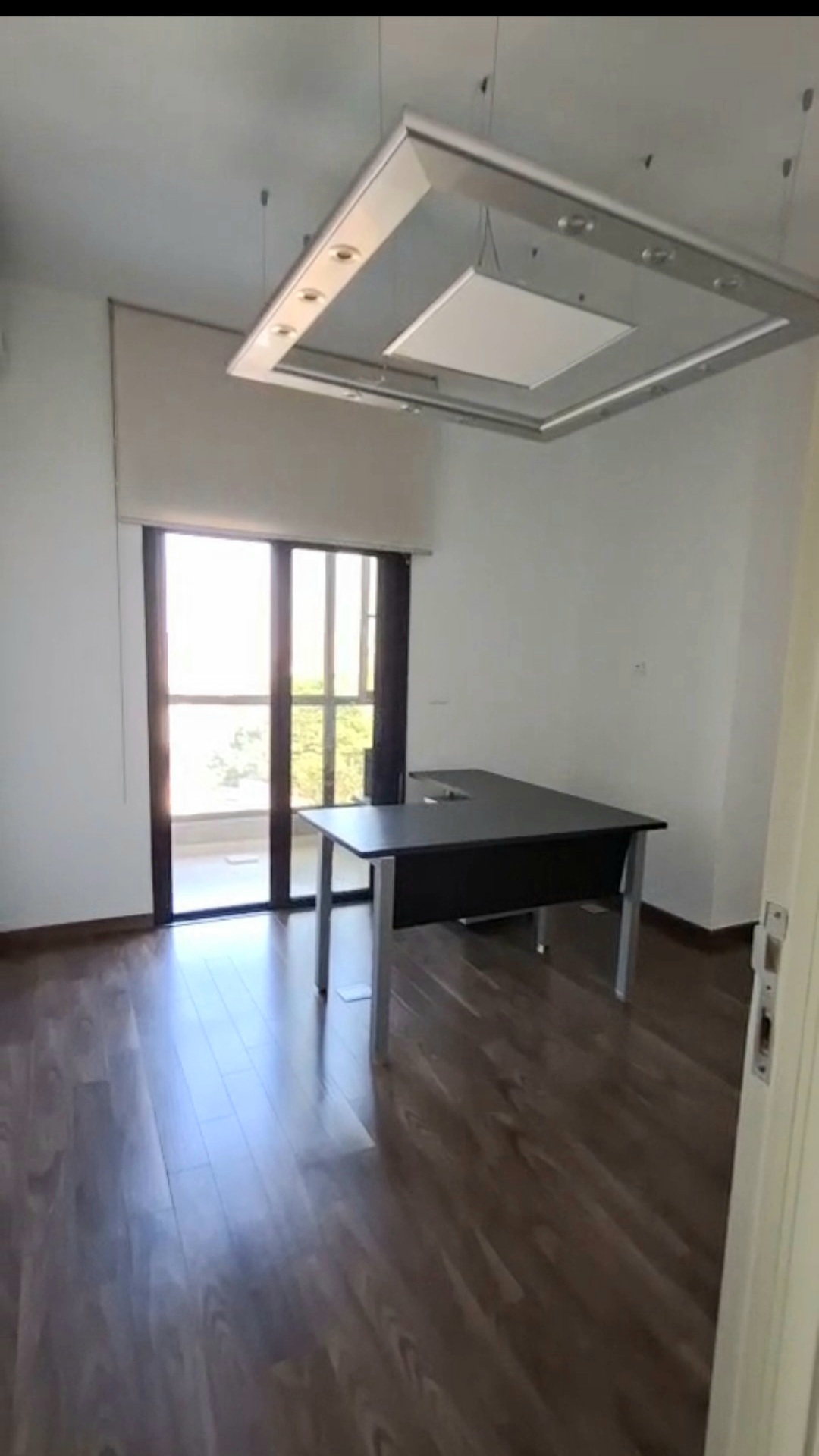 Sin el fill office for sale thumbnail 9